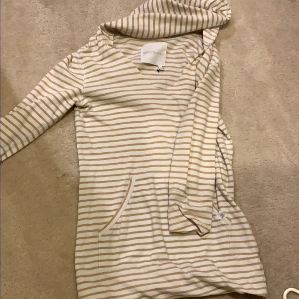VS cute hoody